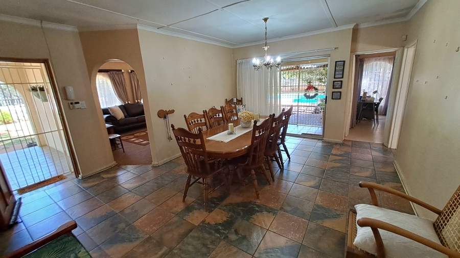 3 Bedroom Property for Sale in Langenhovenpark Free State